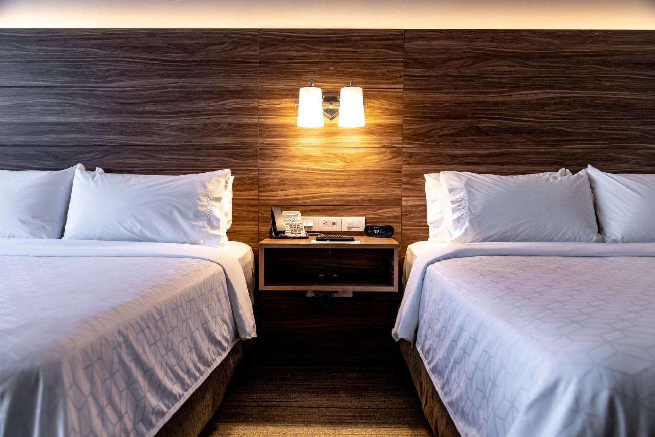 Holiday Inn Express & Suites - Ensenada Centro By Ihg Buitenkant foto